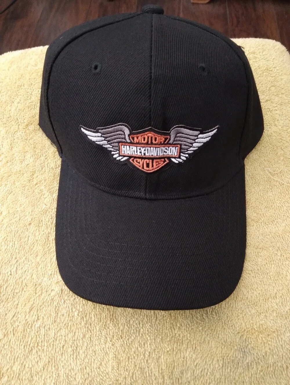 Harley-Davidson structured black